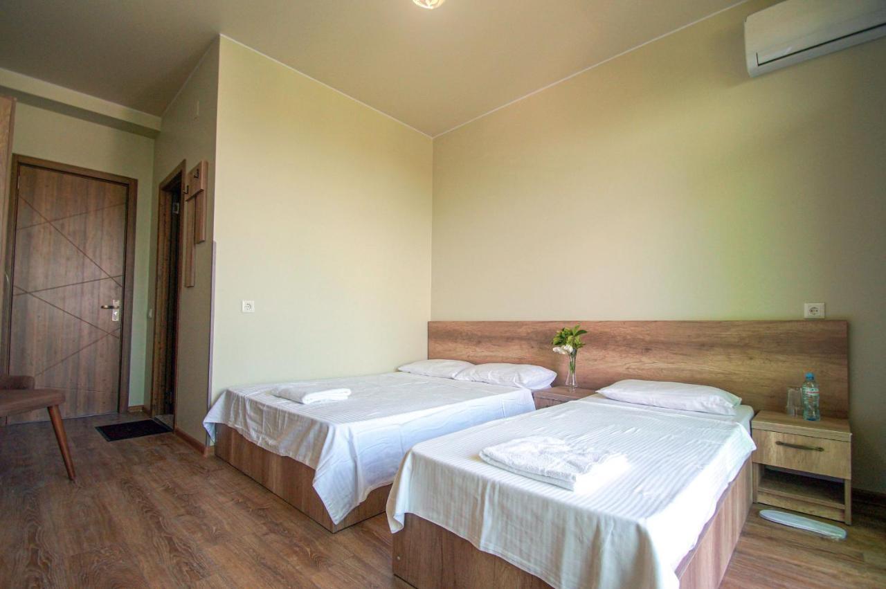 Delta Hotel Ureki Dış mekan fotoğraf