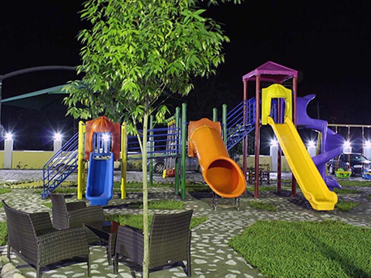 Delta Hotel Ureki Dış mekan fotoğraf